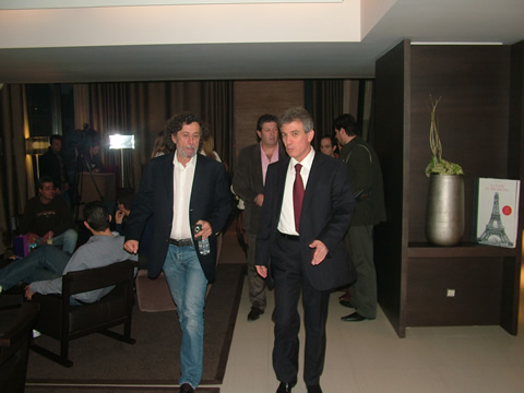 1208123011_DSCF0010